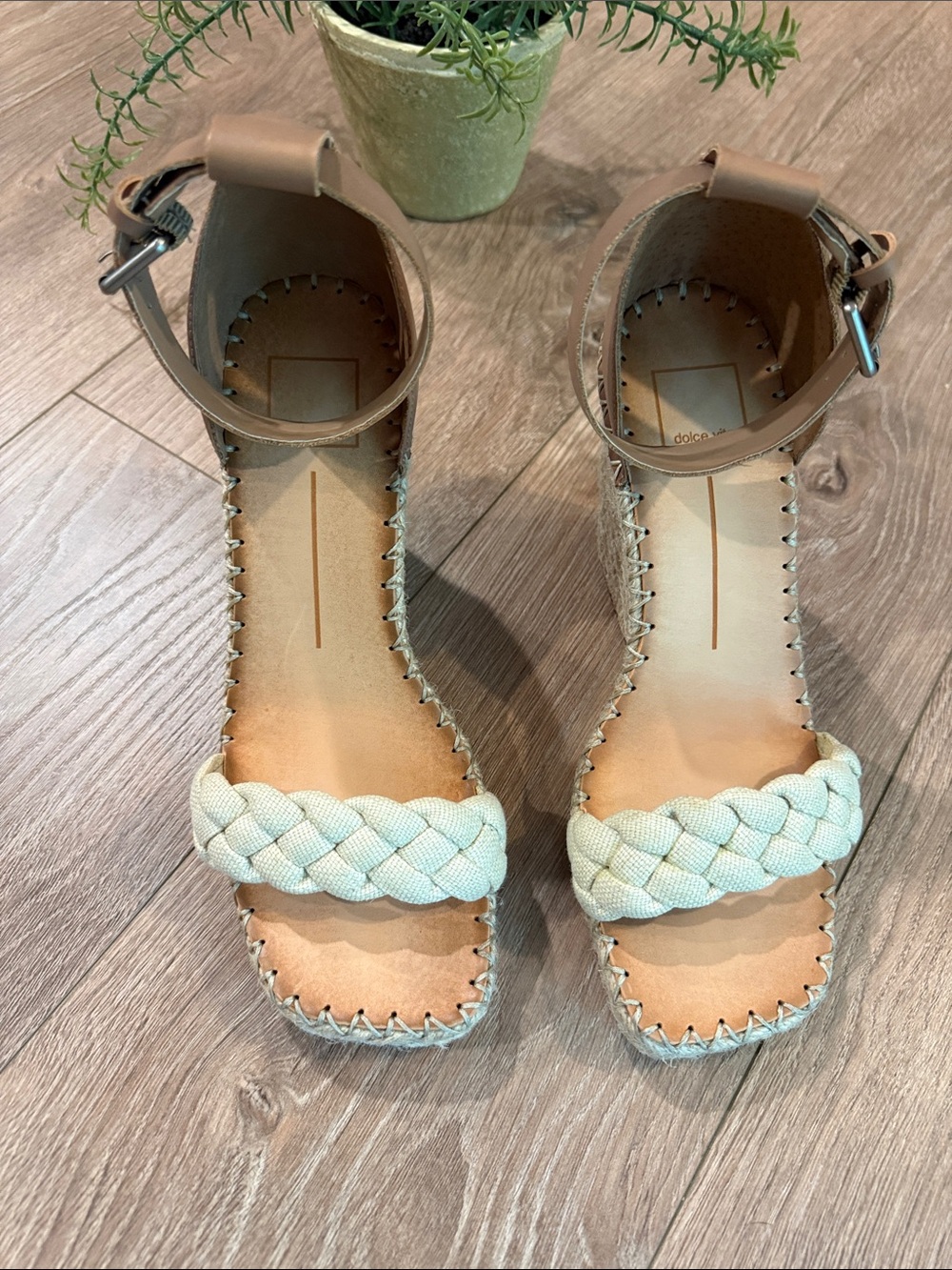 DOLCE VITA NILTON BRAIDED PLATFORM WEDGE ESPADRILLE SANDAL SIZE 9 LIKE NEW - Picture 2 of 8